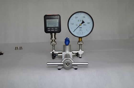 전문 L286*W198*H140mm HS703 실험실 기계 공기 압력 측정기 캘리브레이터