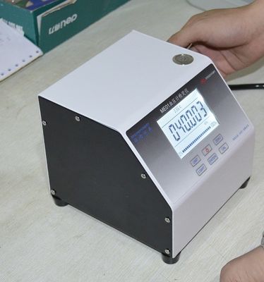 의료 스피그모미터 캘리브레이터 로 혈압 측정 을 업그레이드 하십시오